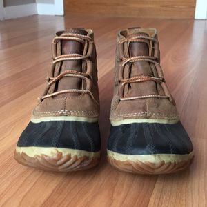 Gently used Sorel Waterproof booties.
